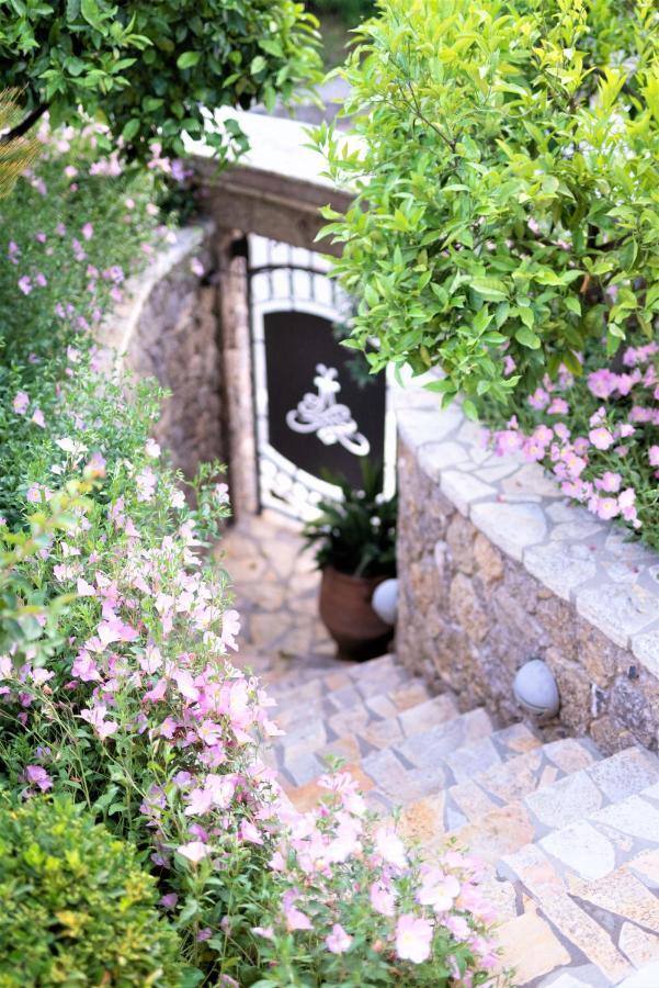 La Bella Vita - Luxury Holiday House Close To Corfu Town Potamós Eksteriør bilde
